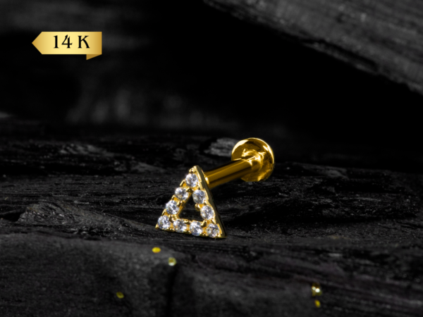 LABRET OURO 14K R/I TRIÂNGULO CRAVEJADO - 1.2 X 8MM - CO284